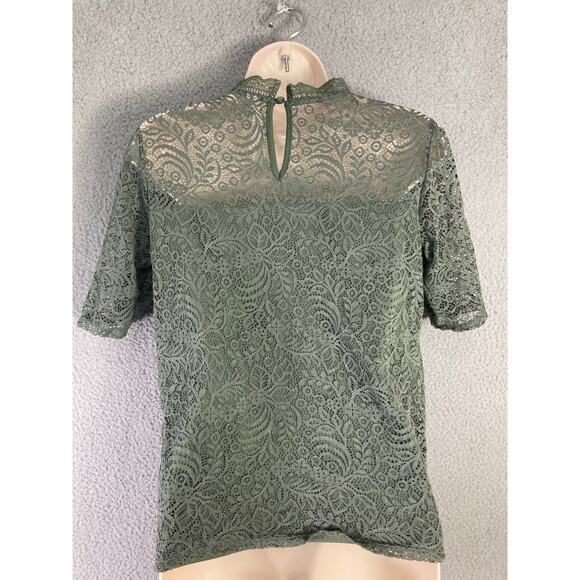Women's M‎ Green Lace Mock Neck Short Sleeve Blouse - Picture 9 of 11
